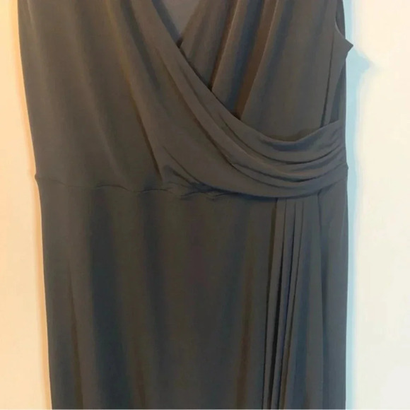 Alyx Black Midi Dress V-Neck 2X - Picture 5 of 10